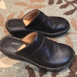 Born Clogs